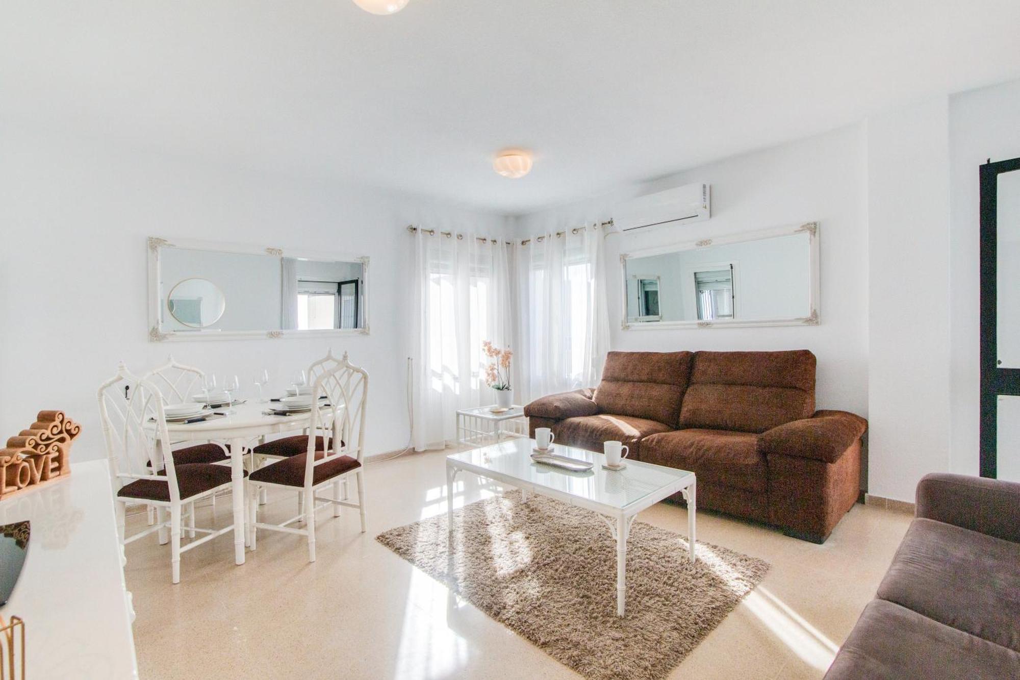 Close To The Beach, 5 Minutes Walk San Luis de Sabinillas Exterior foto